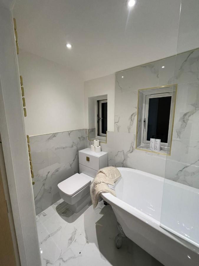 Newly Renovated 3 Bed Property - Countryside Views Dunstall Экстерьер фото